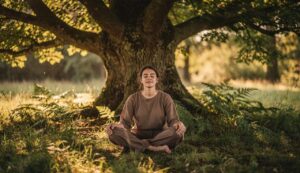 Menschen, die gerne in der Stille sitzen, haben laut Neurowissenschaft diese Stärken